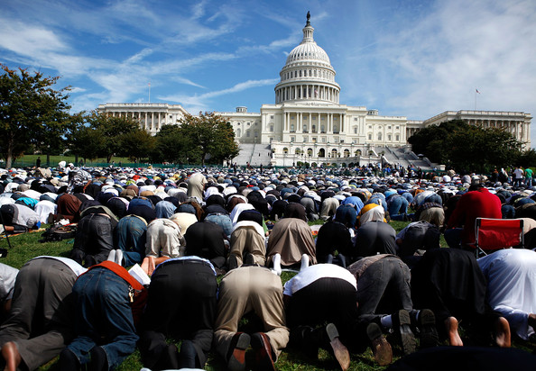 CNN: Как живется мусульманам США?
