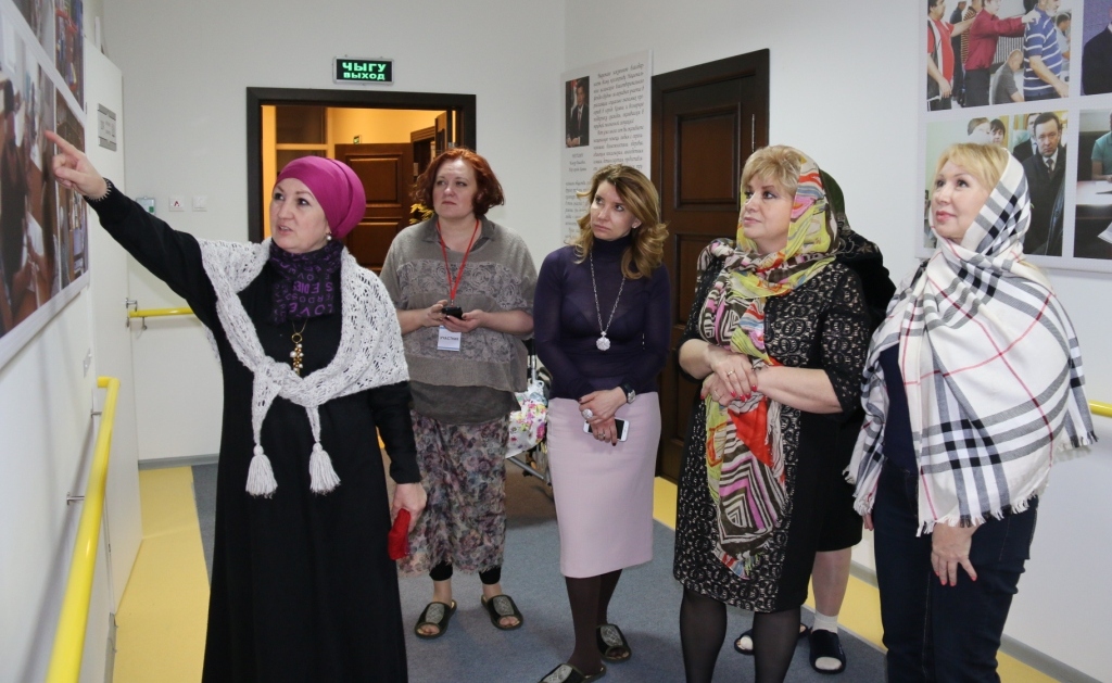 Участницы форума «Руками женщины» в гостях у фонда «Ярдэм»
