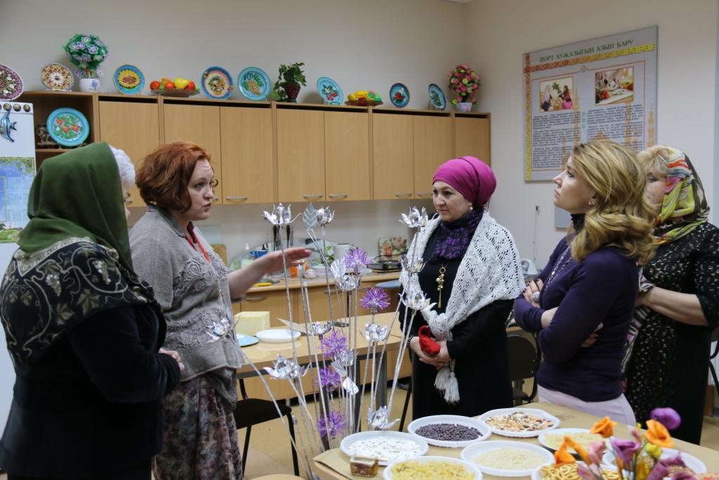 Участницы Международного форума «Руками женщины» посетили фонд «Ярдэм»