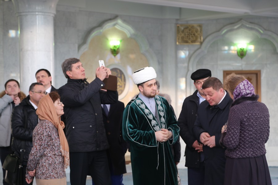 Кул Шариф посетил губернатор Волгоградской области