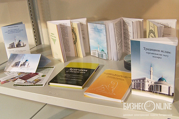 Поэты Башкортстана начали издавать книги в "Зур Казан"е