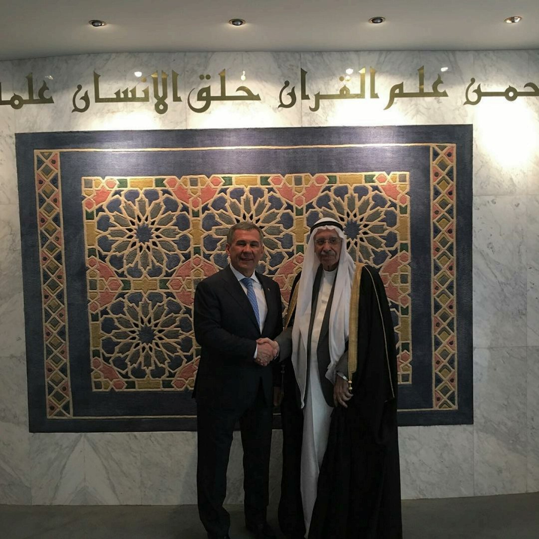 Минниханов посетил в Бахрейне «Дом Корана» и мечеть Аль-Фатиха
