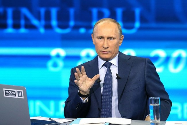 Сегодня по «прямой линии» Путин будет отвечать на вопросы россиян