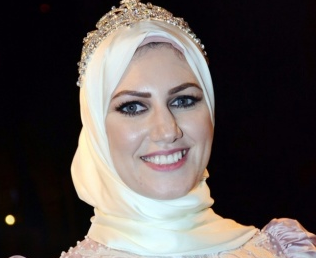 Мусульманка в хиджабе выиграла конкурс красоты
