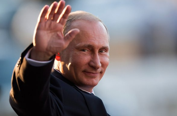 В Казань прибыл спецборт летного отряда «Россия», сопровождающего Путина