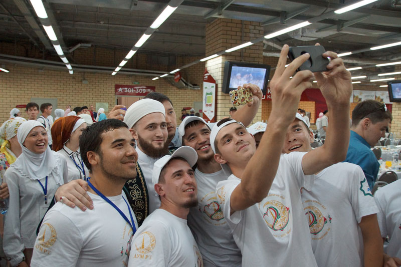 В Татарстане открыт набор волонтеров на республиканский ифтар-2016