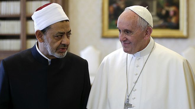 Папа римский встретился с одним из духовных лидеров мусульман