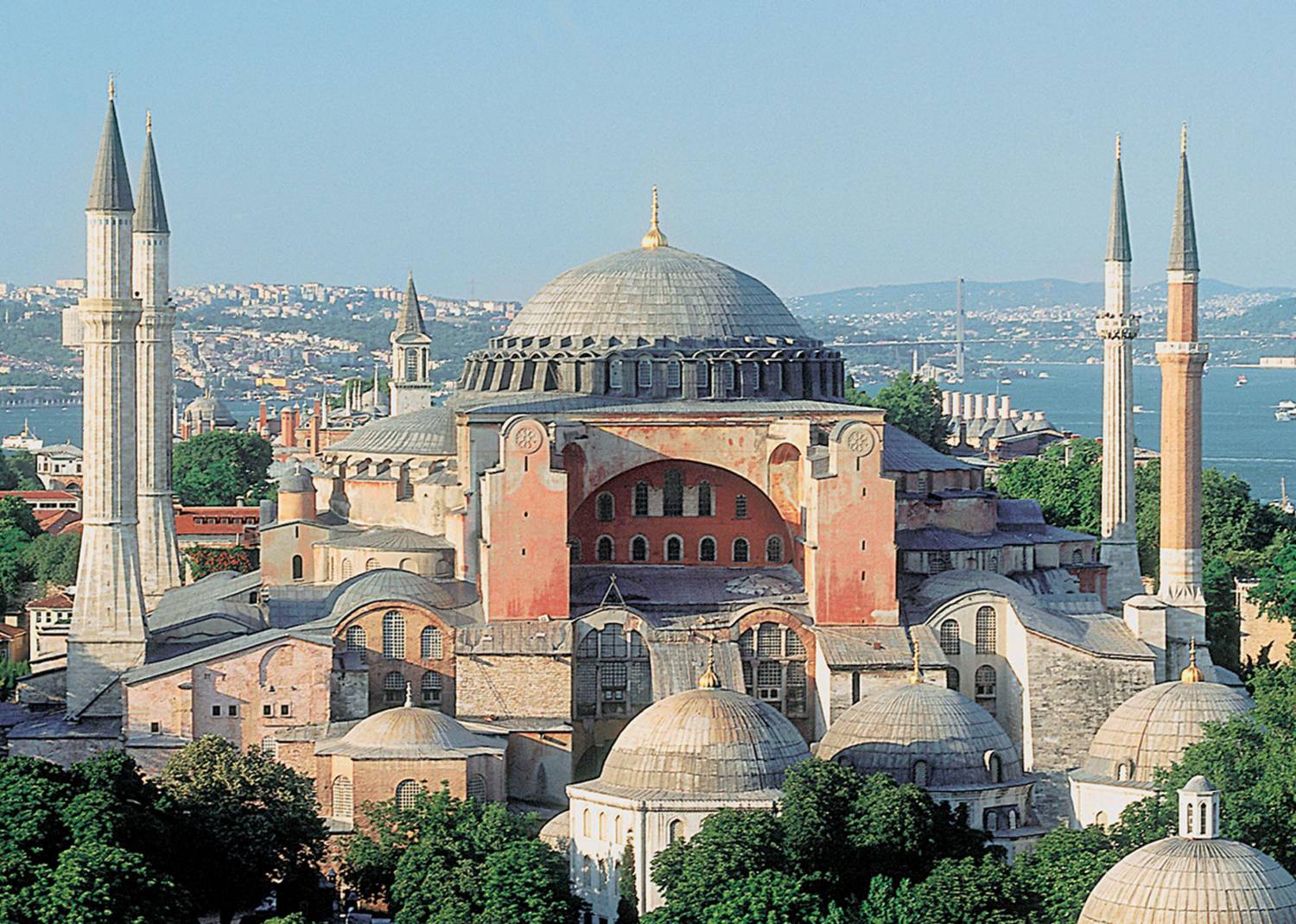 В Турции из храма сделают мечеть