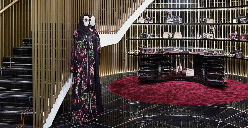 Dolce & Gabbana открыл бутик с хиджабами и абайями