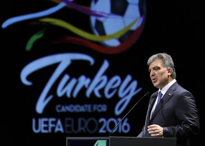 Федерация футбола Турции: чистки продолжаются