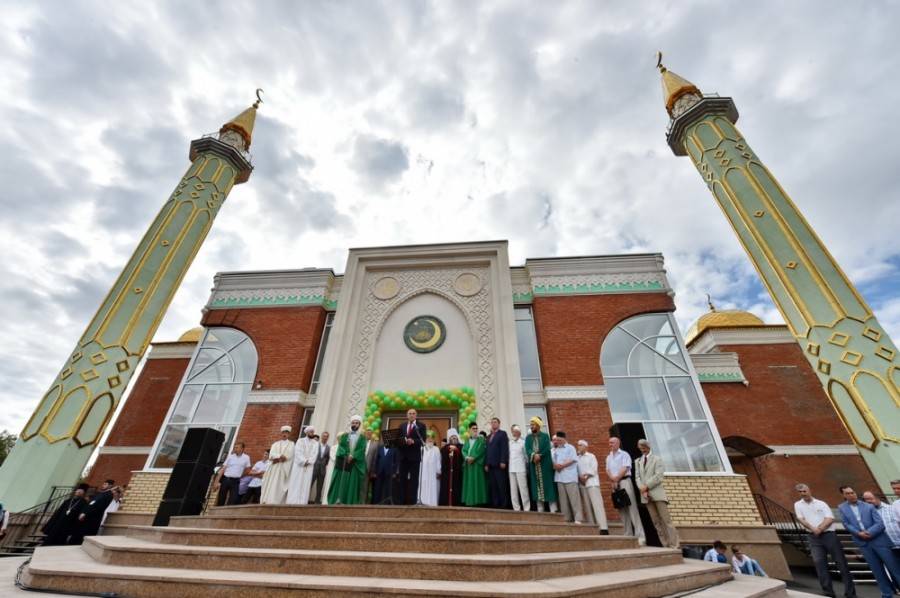 В Ижевске открылась Центральная мечеть, строившаяся 13 лет