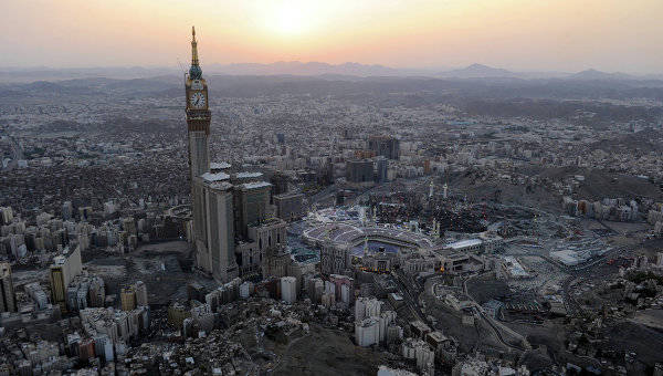 Саудовские власти оплатят визы на хадж для приезжающих впервые паломников
