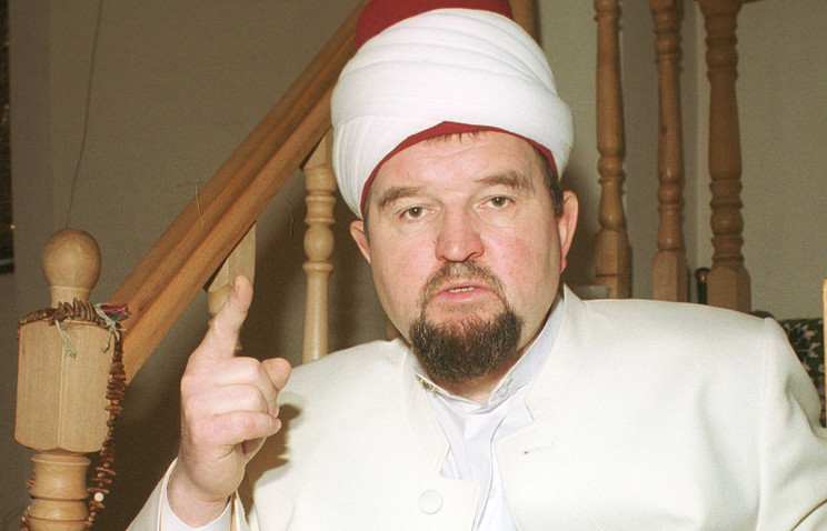 Имаму московской мечети, обвиняемому в экстремизме, на 2 месяца продлили домашний арест