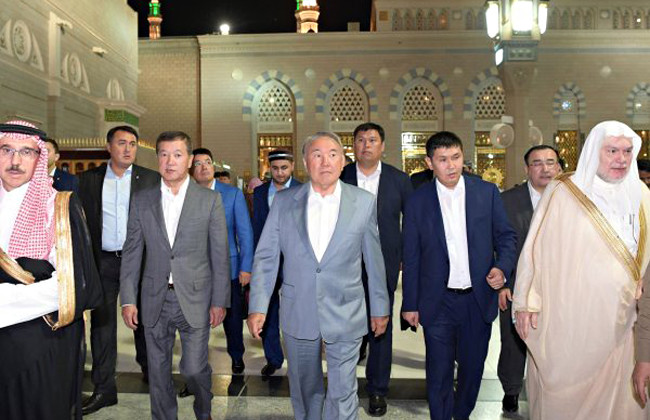 Нет ничего общего между мусульманами и терроризмом, сказал Назарбаев