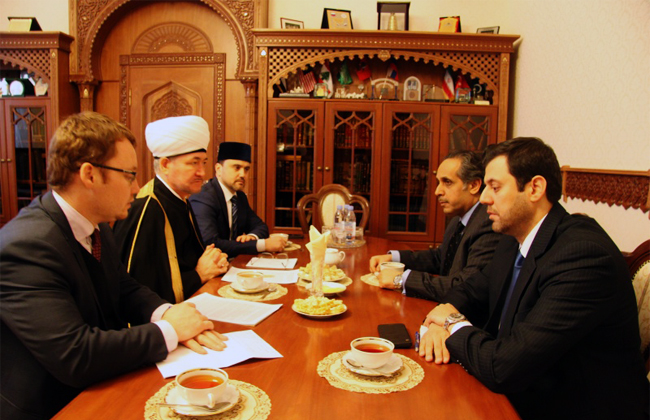 Равиль Гайнутдин встретился с послом Кувейта