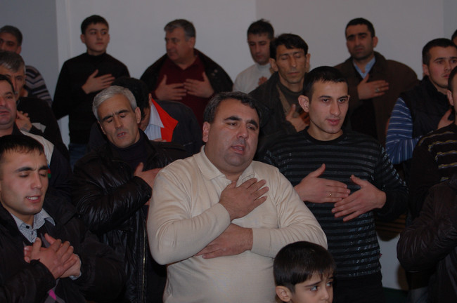 Азербайджанцы-шииты проводят Ашуру в уфимской мечети