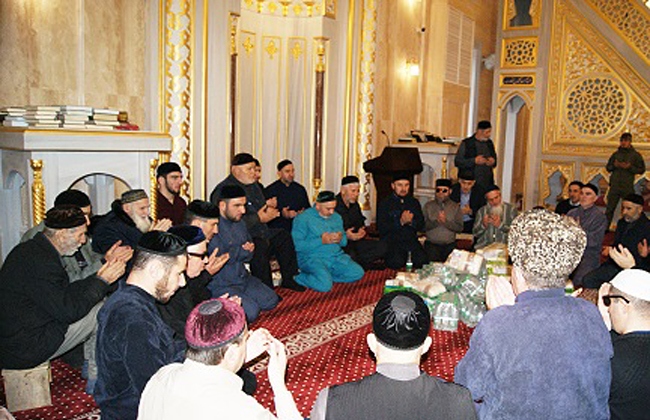В Чечне прошел конкурс на лучшее исполнение азана среди слепых