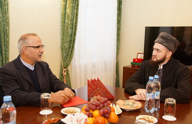 Муфтий РТ встретился с и.о. Генерального консула Ирана в Казани