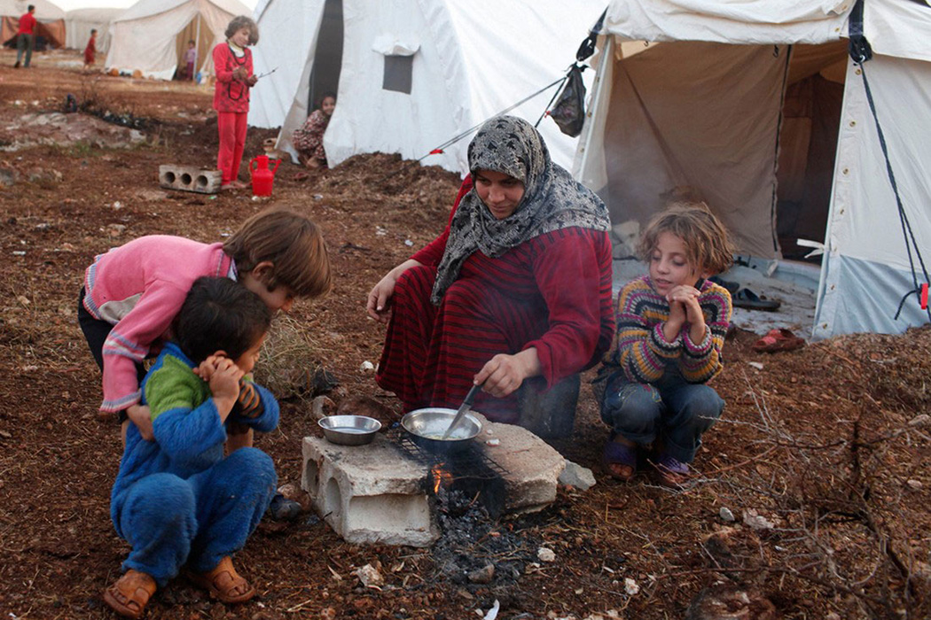 Лагерь для беженцев, расположенный на сирийско-турецкой границе