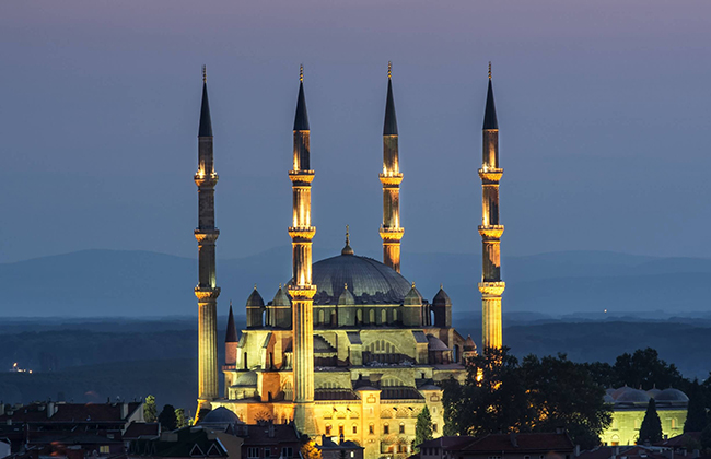 Знаменитую мечеть в Турции за год посетили 1,5 млн человек