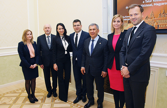 Рустам Минниханов  встретился с министром национального развития Венгрии