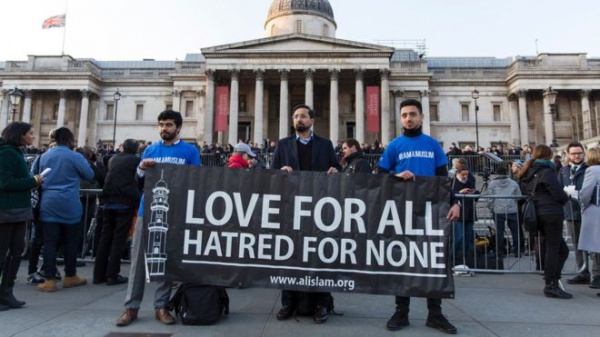 Мусульмане Лондона собирают средства для жертв теракта