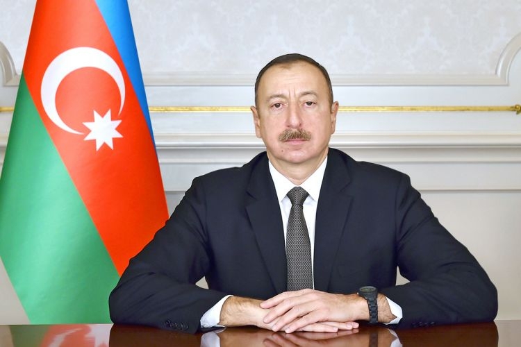 Президент Азербайджана объявил 2017 год Годом исламской солидарности