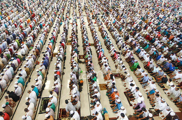 Саудия построит сотни мечетей в Бангладеш