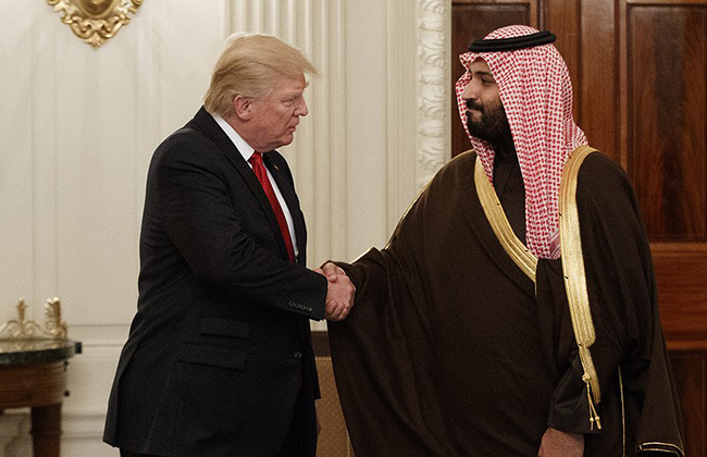 Ближневосточный вояж Трампа: почему американский лидер решил навестить Саудовскую Аравию?