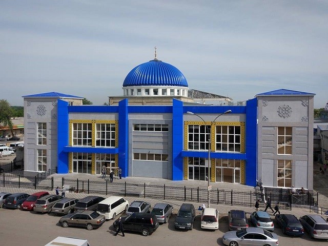 В Кыргыстане торжественно открыли мечеть на 3000 прихожан
