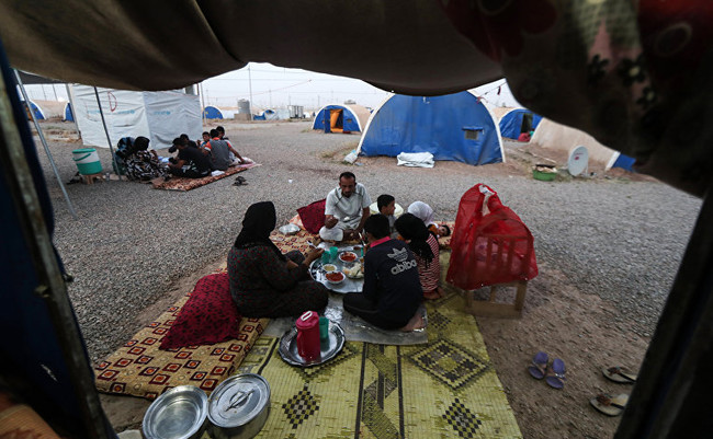 В лагере для временно перемещенных лиц между Эрбилем и Мосулом