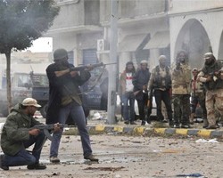 В Ливии войска новых властей начали воевать между собой
