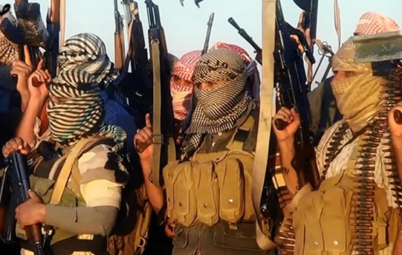 Боевики ИГ  оставили оружие и бежали из Ирака в Сирию