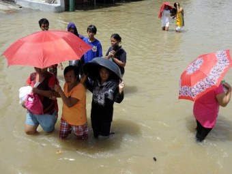 От двух тайфунов на Филиппинах погибли более 100 человек