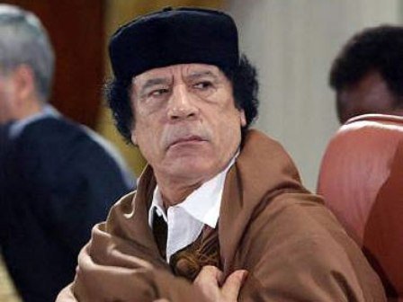 За живого или мертвого Каддафи готовы заплатить 1 миллион 700 тысяч долларов