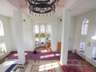 Мусульмане Красноярска знакомят учителей с мечетью