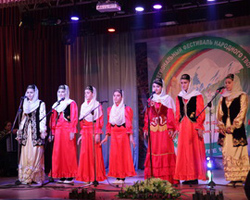В Грозном проходит Межрегиональный фестиваль «Мир в радуге культур»