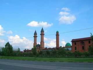 Московская мечеть Ярдям в Курбан-байрам всех принять не сможет