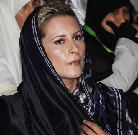 Дочь Каддафи: Власти ведут «прямые и непрямые контакты» с мятежниками