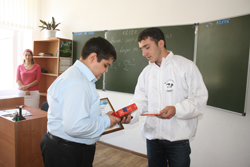 ПК «Рамзан» провел благотворительную акцию в одной из школ г. Грозный