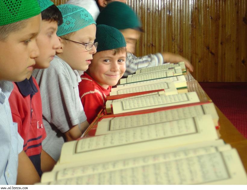 Министр Германии предложила имамам вести курс исламской религии в школах