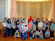 Активистки «Родника» устроили праздник для детей Саратова с заболеваниями ДЦП
