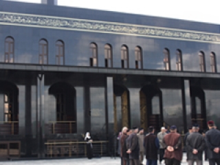 В Чечне состоялось открытие мечети, напоминающая священную Каабу