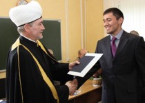 Выпускники Московского исламского университета получили дипломы