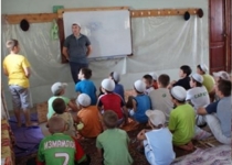 Шакирды Чеченского медресе отправились в мусульманский лагерь Дагестана