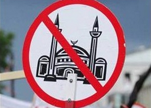 Жители Батуми грозят снести новые мечети
