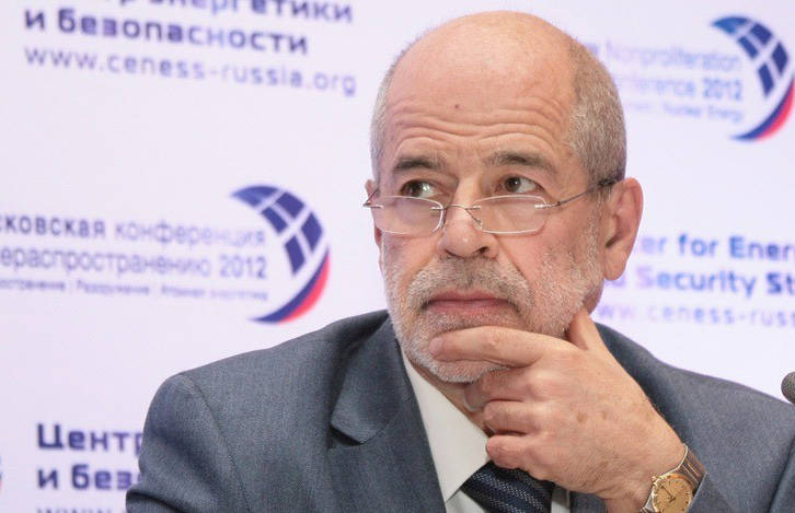 Наумкин: государство не должно решать, какому исламу служить в мечети, а какому не служить