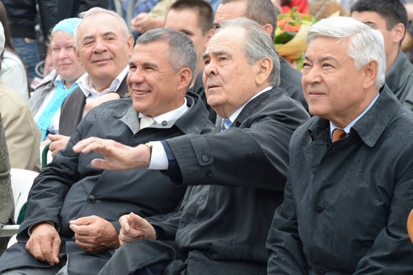 Президент Татарстана вручил Государственные премии им.Г.Тукая