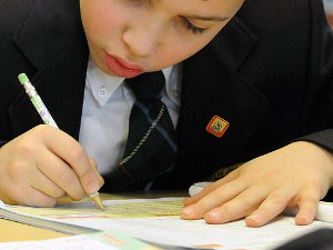 С картой можно вести контроль за  школьниками