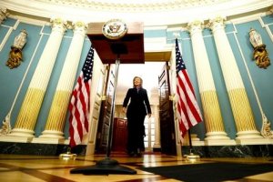 США: Россия и Иран снабжают Сирию деньгами и техникой